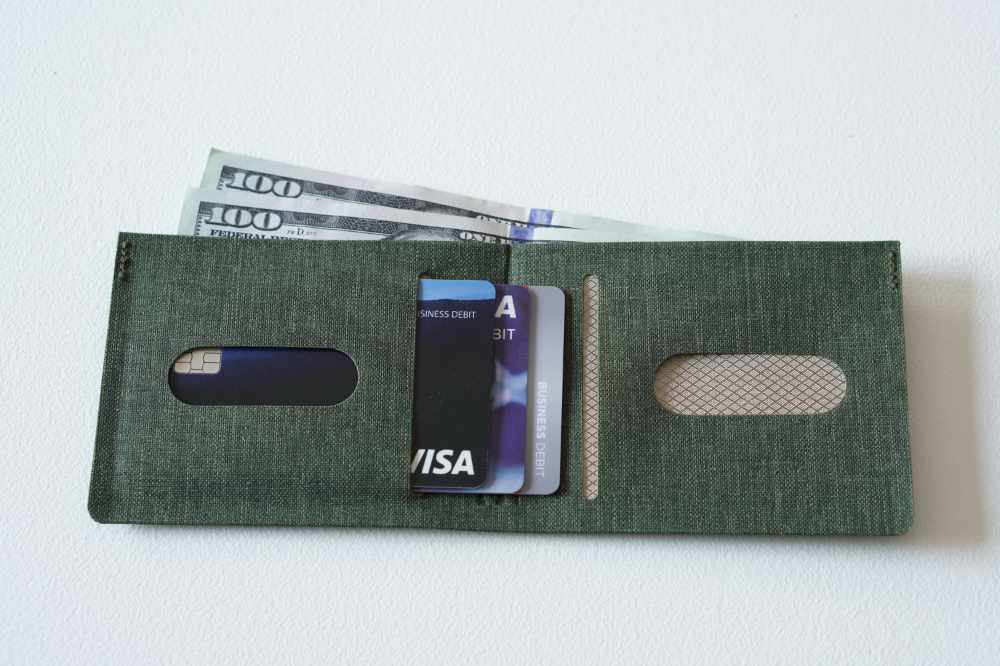 Essentials Wallet - Ultra Thin Minimalist Wallet