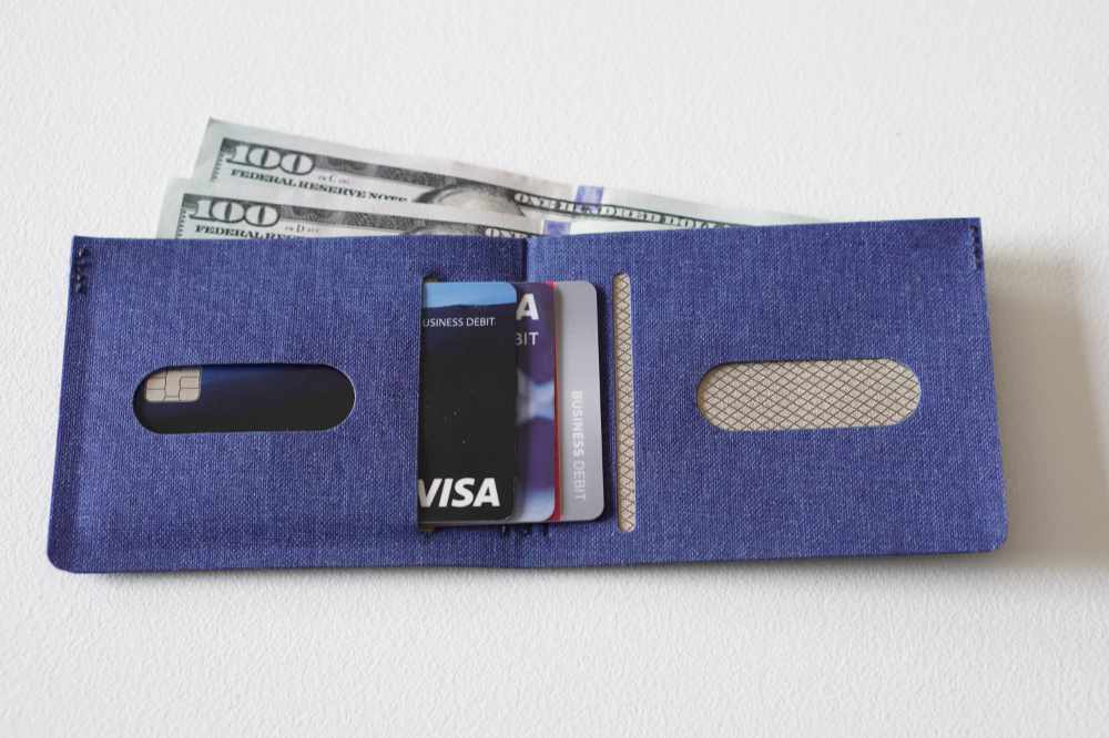 Essentials Wallet - Ultra Thin Minimalist Wallet